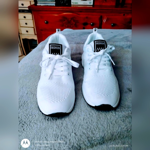 Women's Athletic Running Casual Shoes Outdoor Sports Sneakers Size 8 1/2 NWOT - Picture 2 of 9